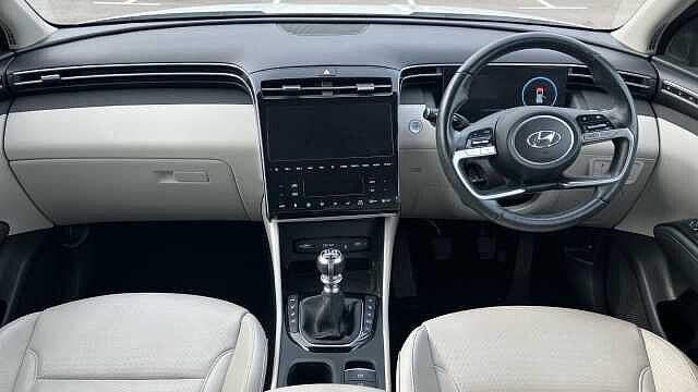 Hyundai TUCSON 1.6 TGDi Ultimate 5dr 2WD Petrol Estate White