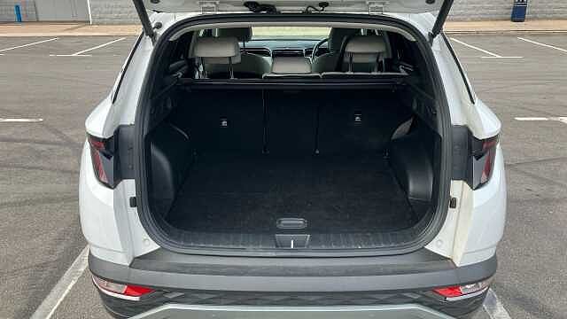 Hyundai TUCSON 1.6 TGDi Ultimate 5dr 2WD Petrol Estate White
