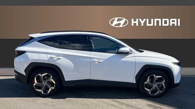Hyundai TUCSON 1.6 TGDi Plug-in Hybrid Ultimate 5dr 4WD Auto Estate White