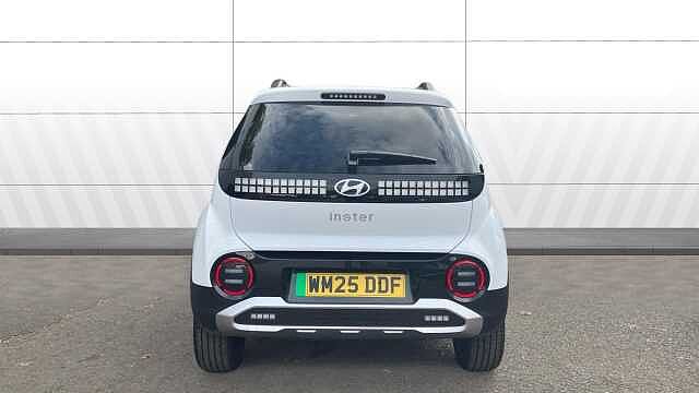 Hyundai INSTER 85kW 02 49kWh 5dr Auto Electric Hatchback Special Solid - Atlas White