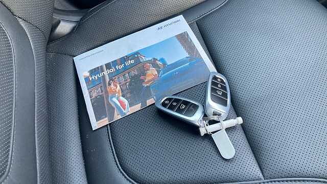 Hyundai TUCSON 1.6 TGDi Hybrid 230 Ultimate 5dr 2WD Auto Hybrid Estate Grey