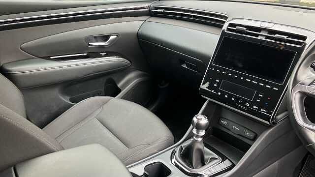 Hyundai TUCSON 1.6 TGDi 48V MHD SE Connect 5dr 2WD Petrol Estate
