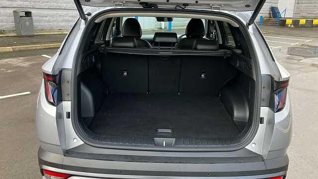 Hyundai TUCSON 1.6T Plug-in Hybrid Premium 5dr 4WD Auto Estate