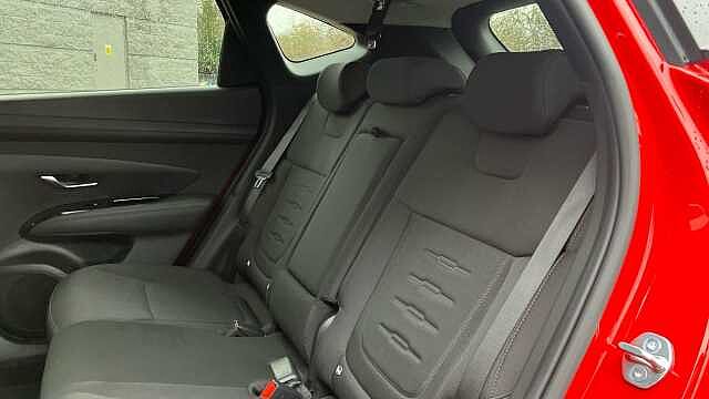 Hyundai TUCSON 1.6T Advance 5dr Petrol Estate Red