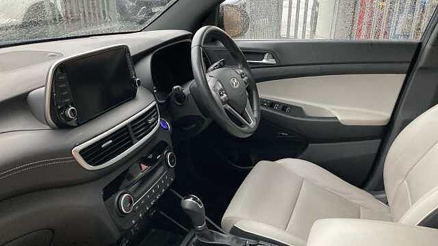 Hyundai TUCSON 2.0 CRDi 48V MHD Premium SE 5dr 4WD DCT Diesel Estate Blue