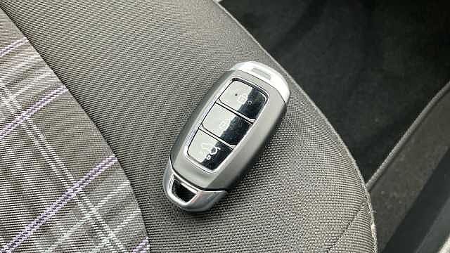 Hyundai I10 1.2 [79] Premium 5dr Auto [Nav] Petrol Hatchback Blue