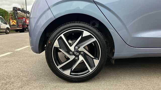 Hyundai I10 1.2 [79] Premium 5dr Auto [Nav] Petrol Hatchback Blue