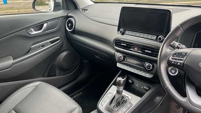 Hyundai KONA 1.6 GDi Hybrid Ultimate 5dr DCT Hybrid Hatchback Grey