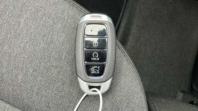 Hyundai INSTER 85kW 02 49kWh 5dr Auto Electric Hatchback Pearl - Buttercream Yellow