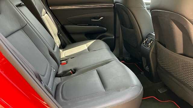 Hyundai TUCSON 1.6 TGDi 48V MHD Ultimate 5dr 2WD DCT Petrol Estate