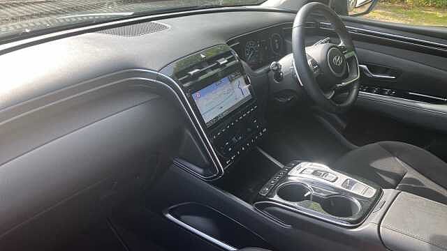 Hyundai TUCSON 1.6 TGDi Hybrid 230 Premium 5dr 2WD Auto Hybrid Estate Black
