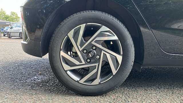 Hyundai i20 1.0T GDi Advance [Nav] 5dr Petrol Hatchback