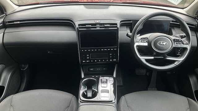 Hyundai TUCSON 1.6 TGDi Hybrid 230 SE Connect 5dr 2WD Auto Hybrid Estate Red