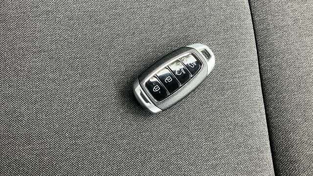 Hyundai INSTER 85kW 02 49kWh 5dr Auto Electric Hatchback