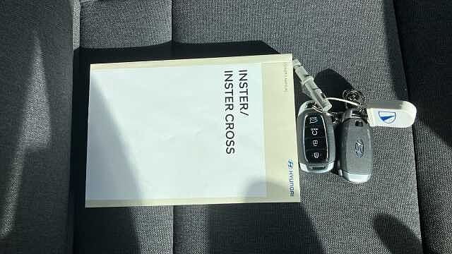 Hyundai INSTER 85kW 02 49kWh 5dr Auto Electric Hatchback Green