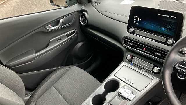 Hyundai KONA 100kW Premium 39kWh 5dr Auto Electric Hatchback