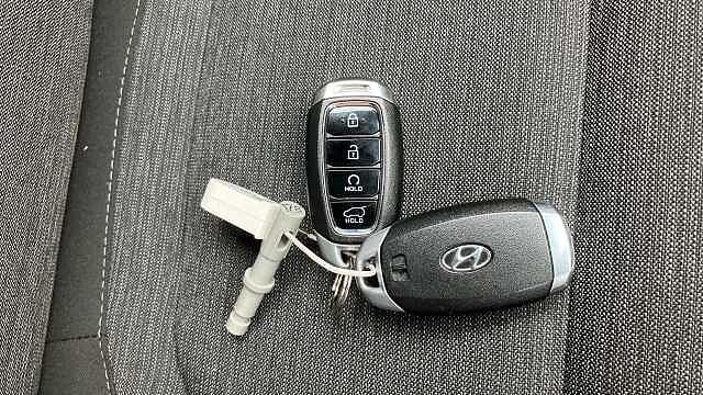 Hyundai KONA 100kW Premium 39kWh 5dr Auto Electric Hatchback