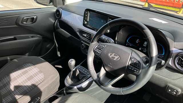 Hyundai i10 1.2 MPi Premium 5dr Petrol Hatchback