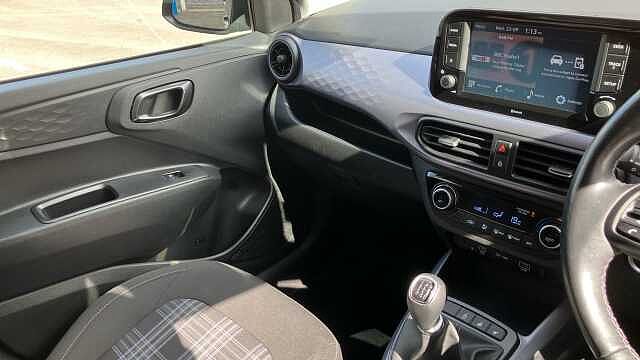 Hyundai i10 1.2 MPi Premium 5dr Petrol Hatchback