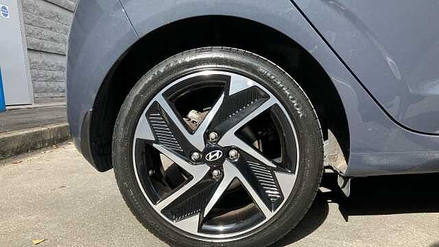Hyundai i10 1.2 MPi Premium 5dr Petrol Hatchback