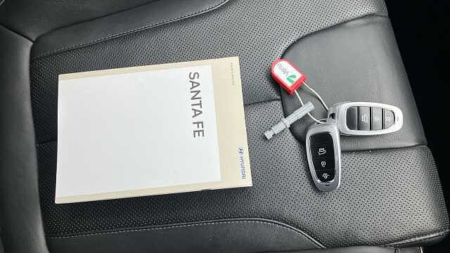 Hyundai SANTA FE 2.2 CRDi Premium 5dr 4WD Auto Diesel Estate