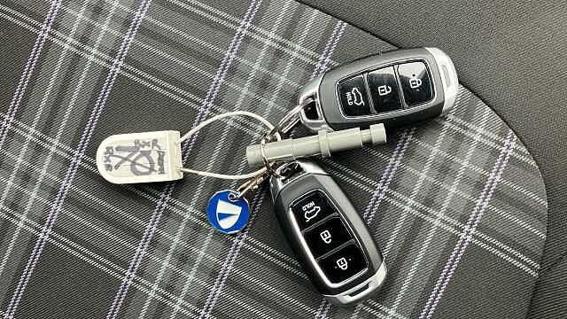 Hyundai i10 1.2 MPi Premium 5dr Auto Petrol Hatchback