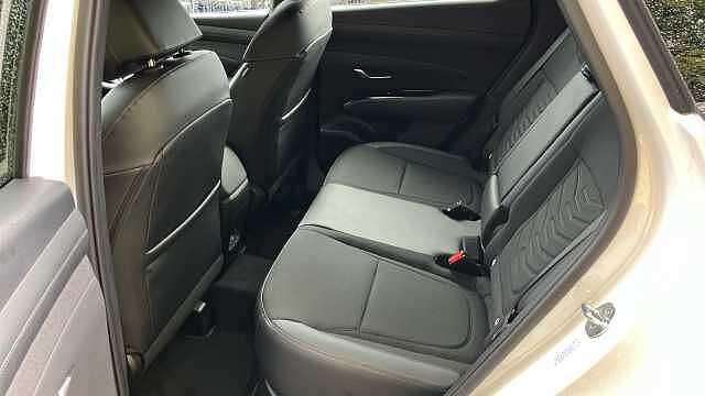 Hyundai TUCSON 1.6T 239 Hybrid Black Line 5dr Auto Hybrid Estate