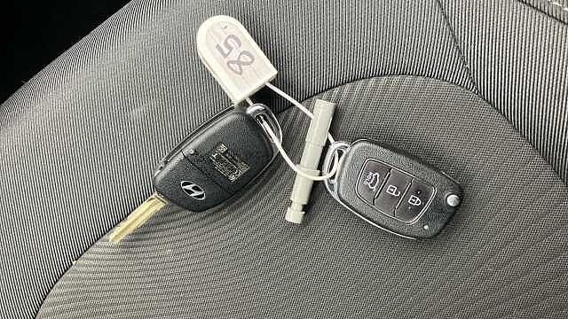 Hyundai i10 1.0 Play 5dr Petrol Hatchback